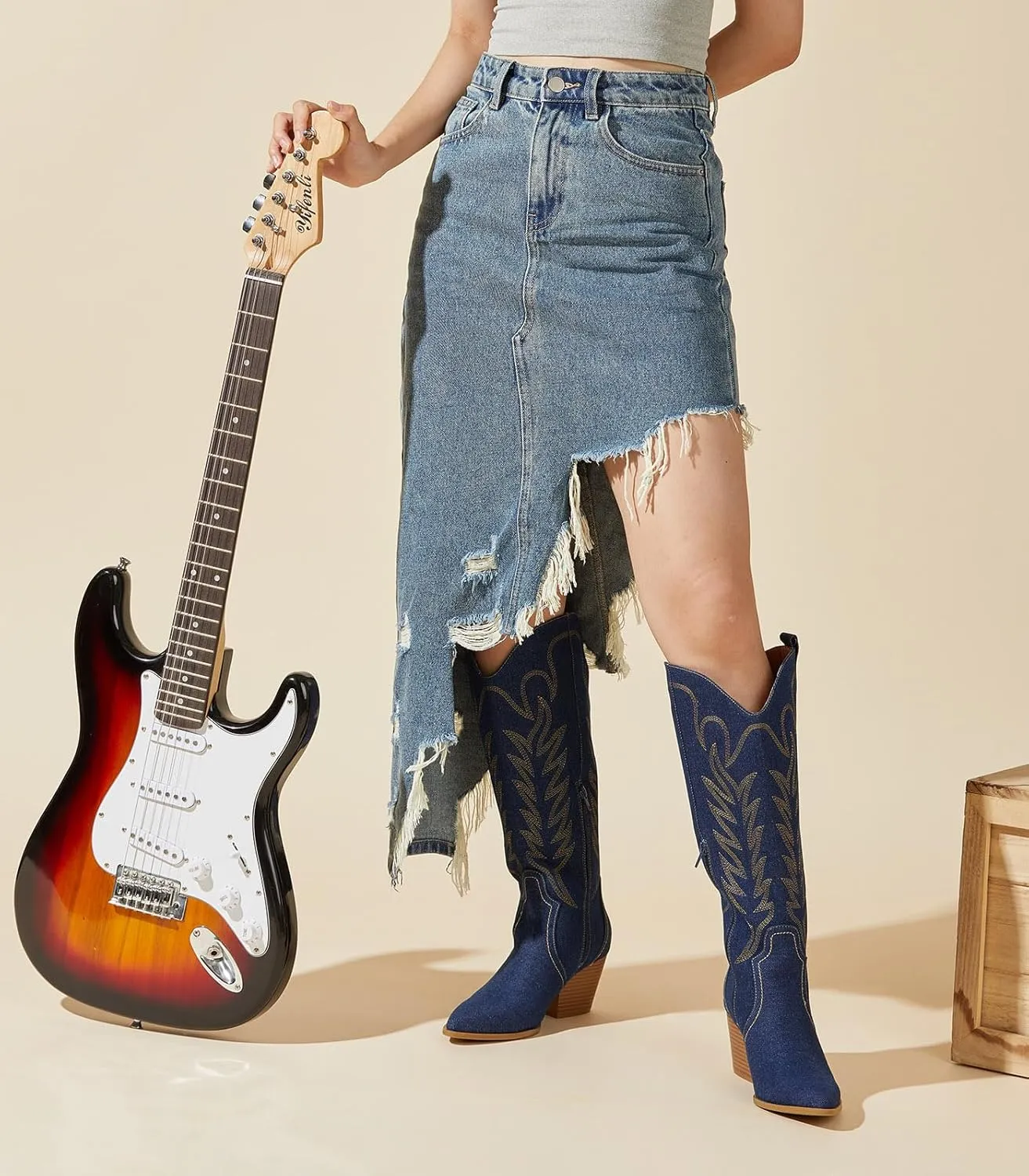 Arromic Cowboy Boots for Women Comfortable Womens Embroidered Western Cowgirl Knee High Boots Pointed Toe Zipper Chunky Heel Country Outfit Retro Tall Boots