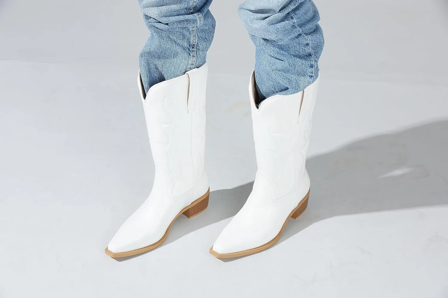 Arromic Wide Calf Cowboy Boots Women Western Cowgirl Boots Square Toe Mid Calf Embroidered Pull on Chunky Heel Fashion Boots