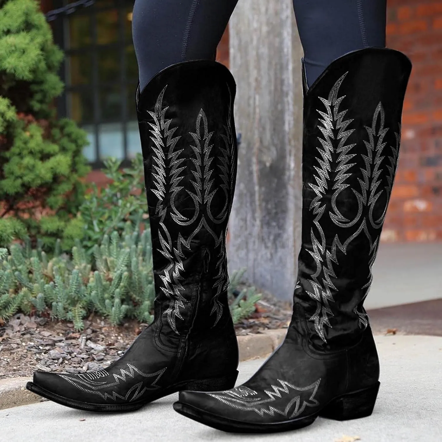 Bcshiye Women's Knee High Flat Boots,Winter Pointy Toe Mid Chunky Heel Western Cowgirl Boots Embroidered Knee High Boots