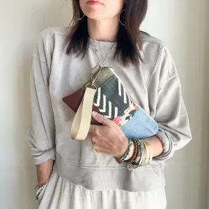 BOHO FLORAL PATCH WRISTLET