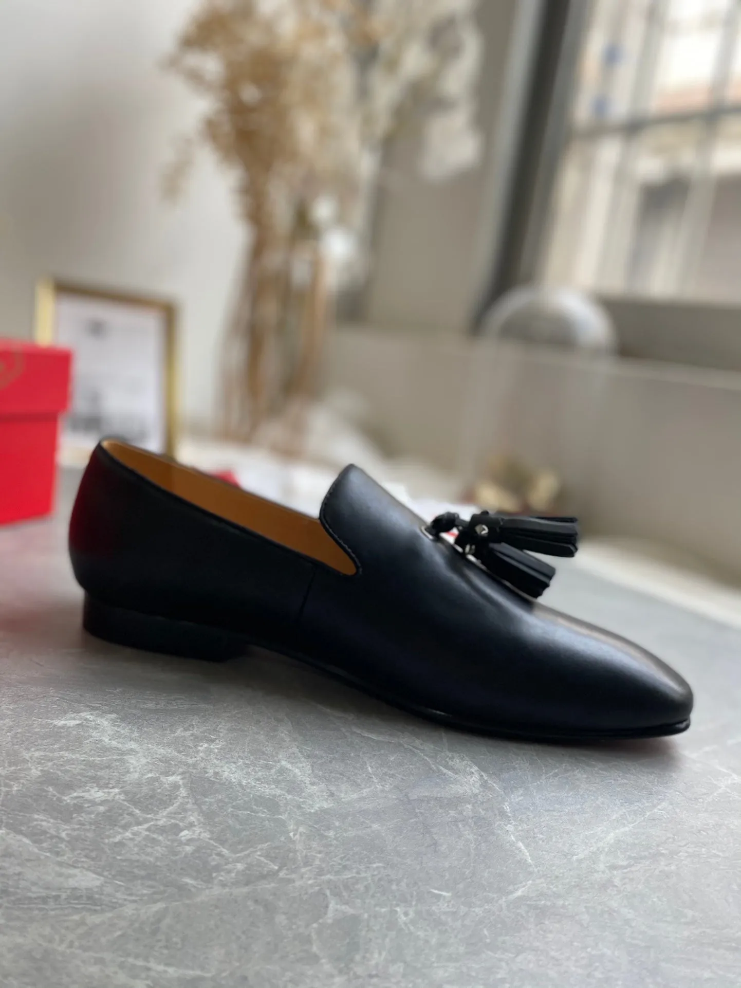 CL Dandelion Tassel Loafers Black Cowhide 242404