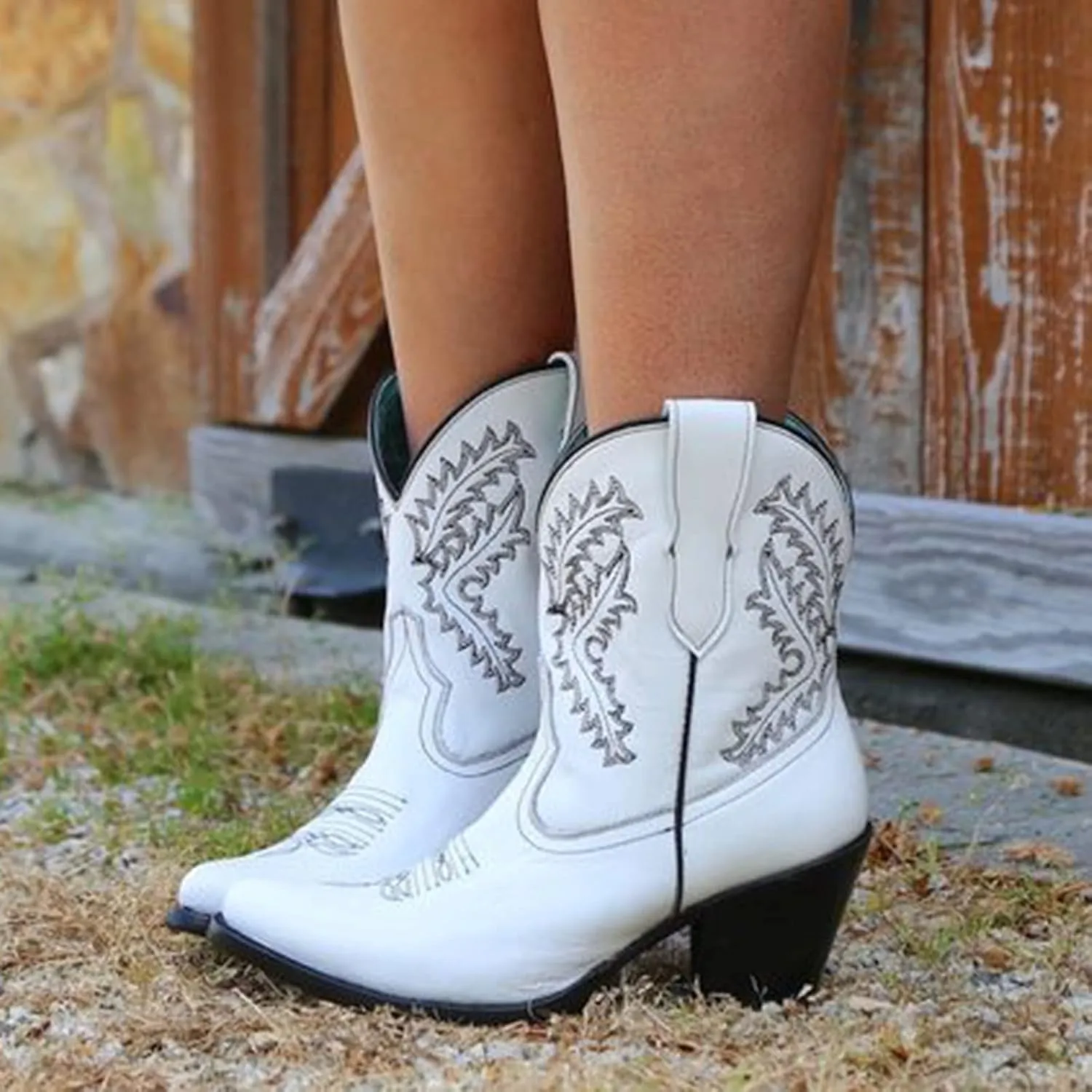 Cowboy Boots for Women Ankle Boots Retro Fashion Casual Leopard Embroidery Printed Mid Length Boots Women's Boots