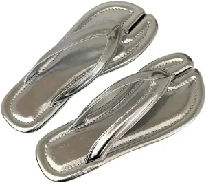 Flat Flip Flops for Women Faux Leather Split Toe Shoes Cute Summer Flats Beach Slippers Square Toe Sandals Slip On Slides