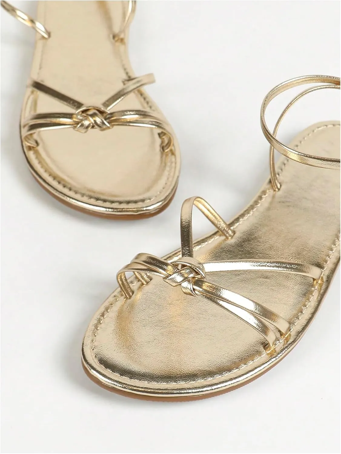 GORGLITTER Women's Metallic Strappy Ankle Strap Flat Sandals Open Toe Vacation Sandals Shoes