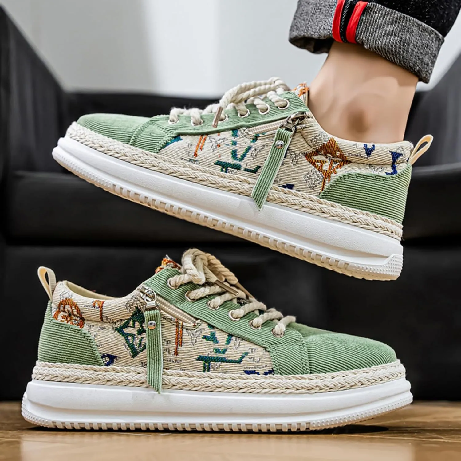 Men's Canvas Sneakers with Contrast Stitching & Adjustable Lace-Up - Side Zipper Closure & Breathable Mesh Lining for Urban Exploration