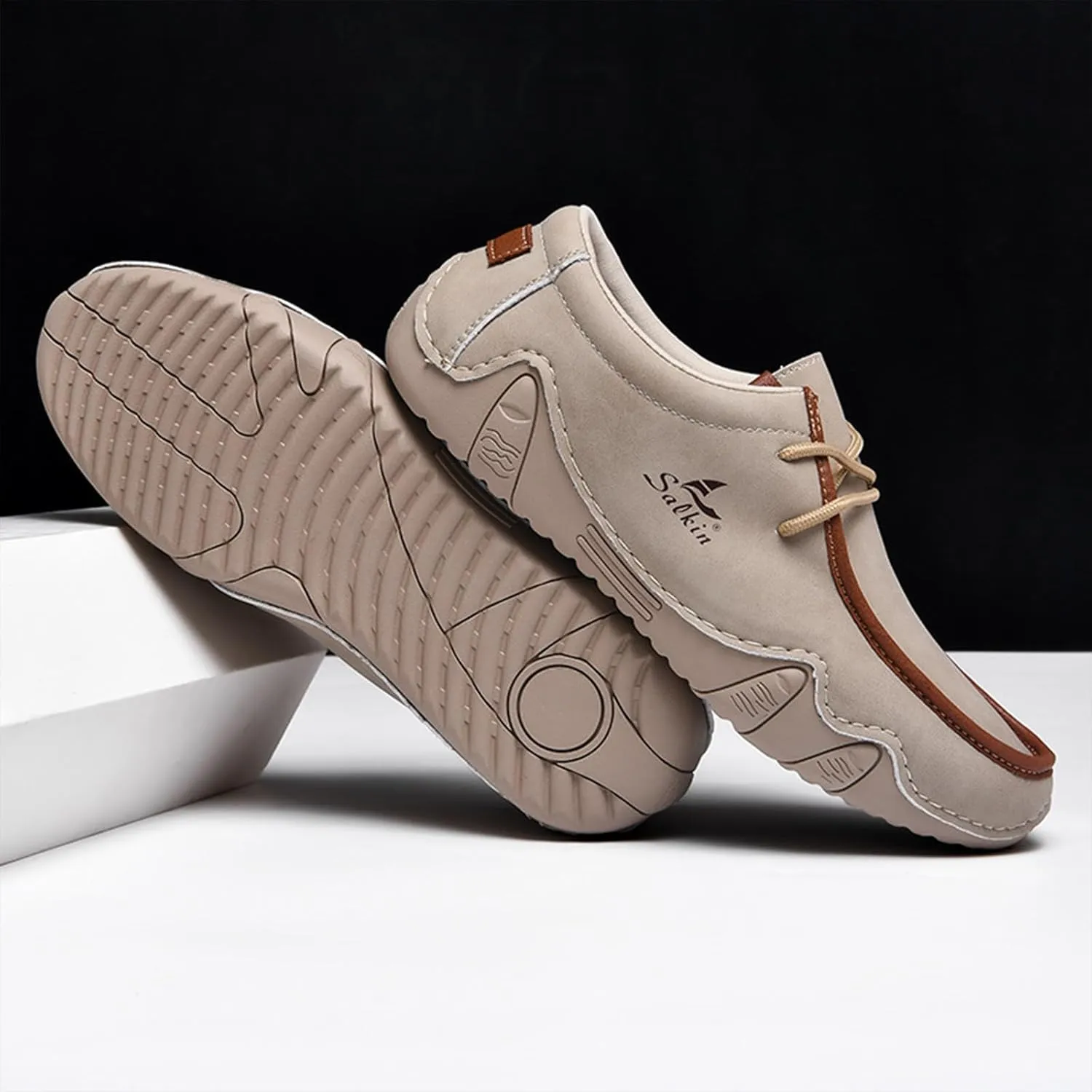 Men's Casual Wide Loafers Comfort Round Toe Slip On Faux Leather Walking Shoes Sofft Lightweight Moccasin Boat Shoes for House Outdoor Driving Travel