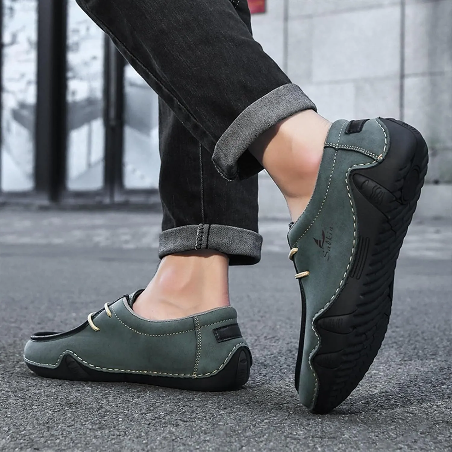 Men's Casual Wide Loafers Comfort Round Toe Slip On Faux Leather Walking Shoes Sofft Lightweight Moccasin Boat Shoes for House Outdoor Driving Travel