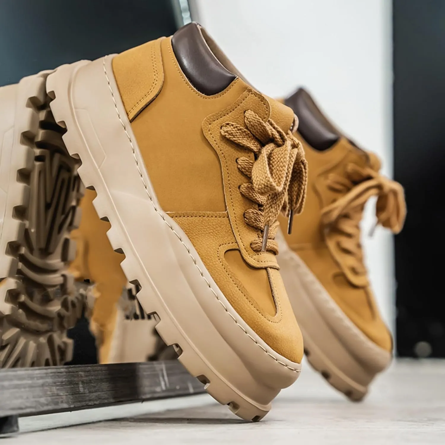 Mens Fashion Suede Leather Lace Up Platform Sneakers Casual Retro Round Toe Non Slip Flats Orthotic Sport Shoes for Walking Daily Travel
