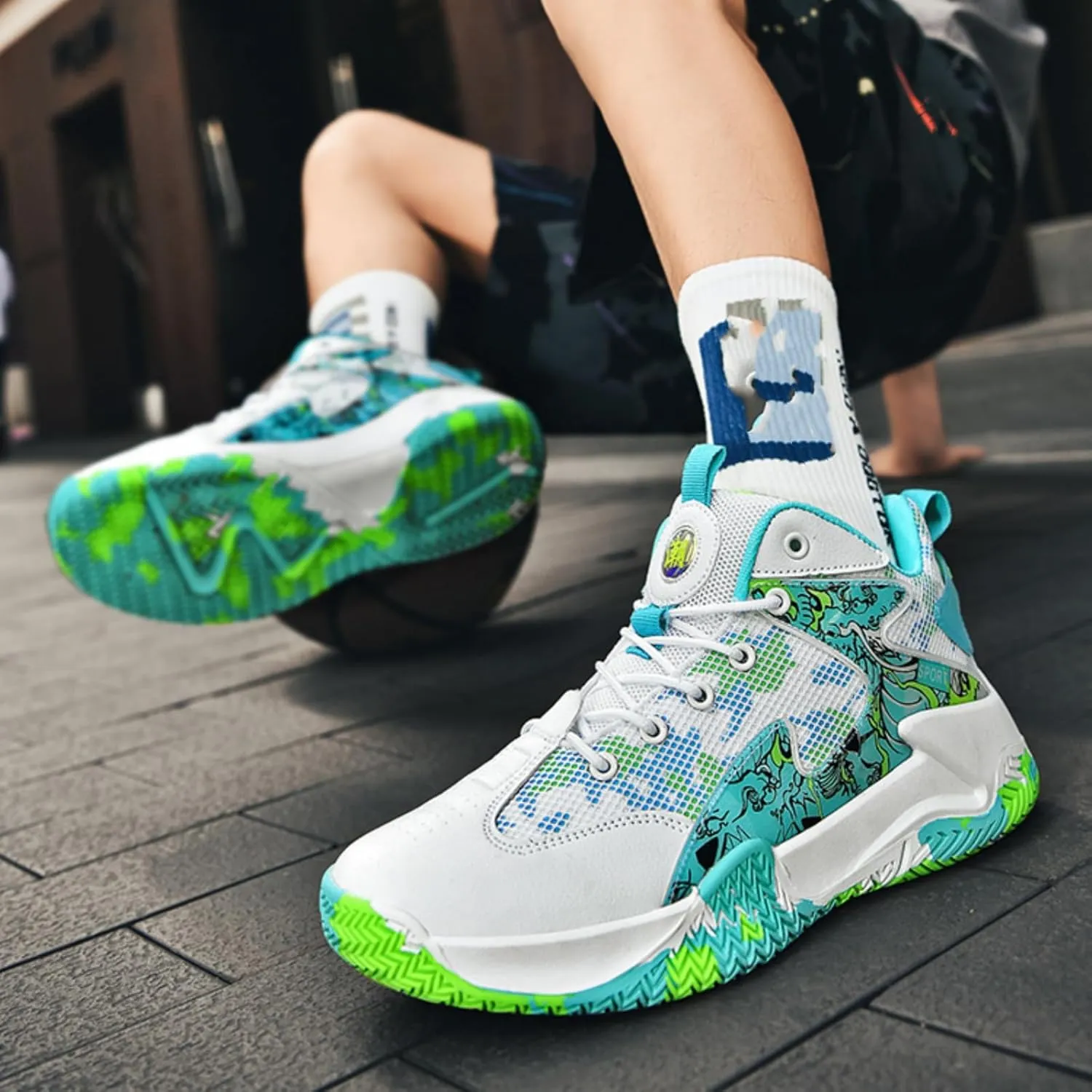 Men's High Top Breathable Mesh Basketball Shoes Fashion Non Slip Sports Sneakers Outdoor Running Training Volleyball Shoes
