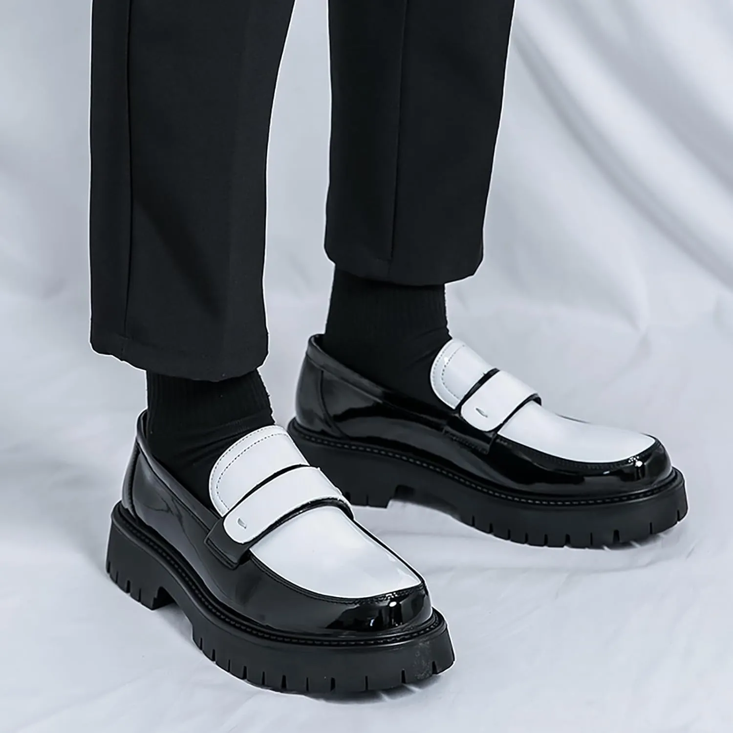 Men's Patent Leather Platform Penny Loafers Fashion Round Toe Slip-On Lug Sole Dress Shoes for Business Work Daily Wear