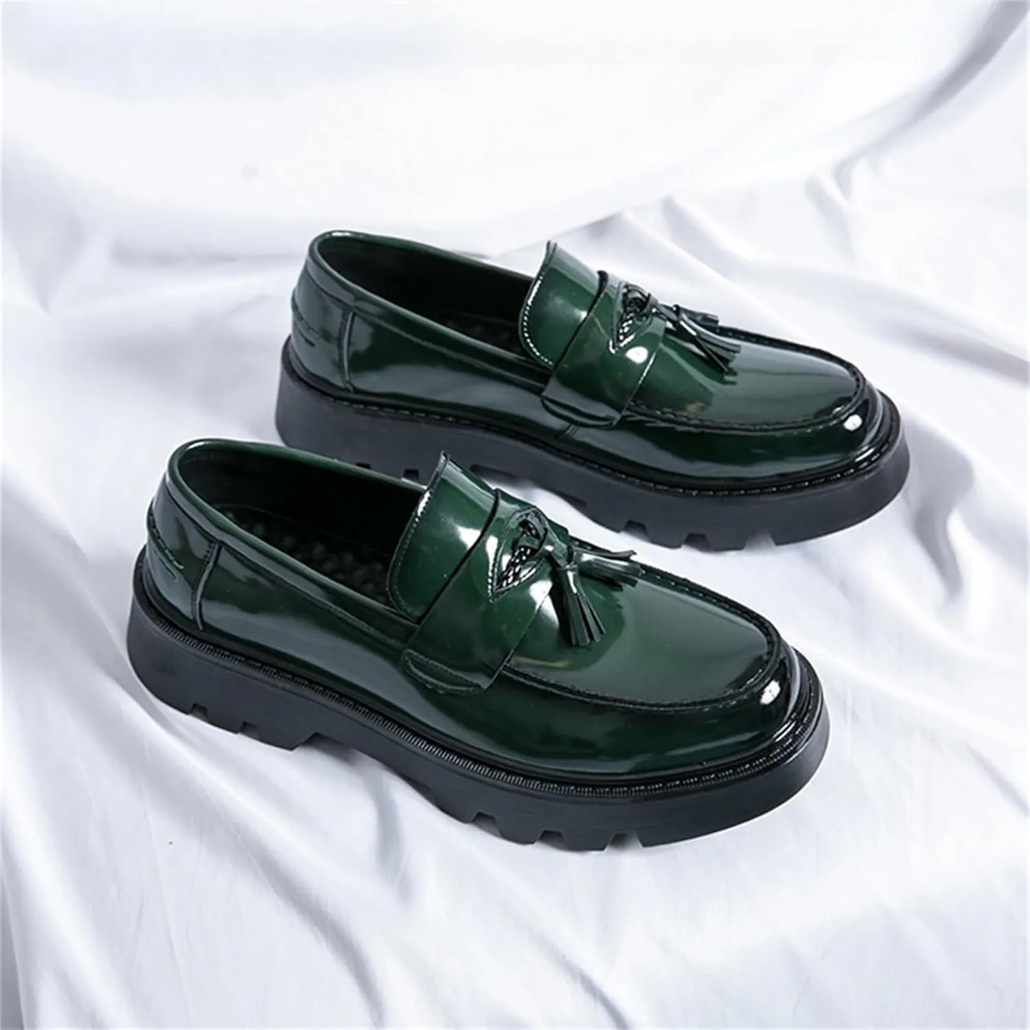 Men's Patent Leather Tassel Platform Slip-On Dress Loafers Non-Slip Round Toe Penny Shoes for Formal Business Work Wedding