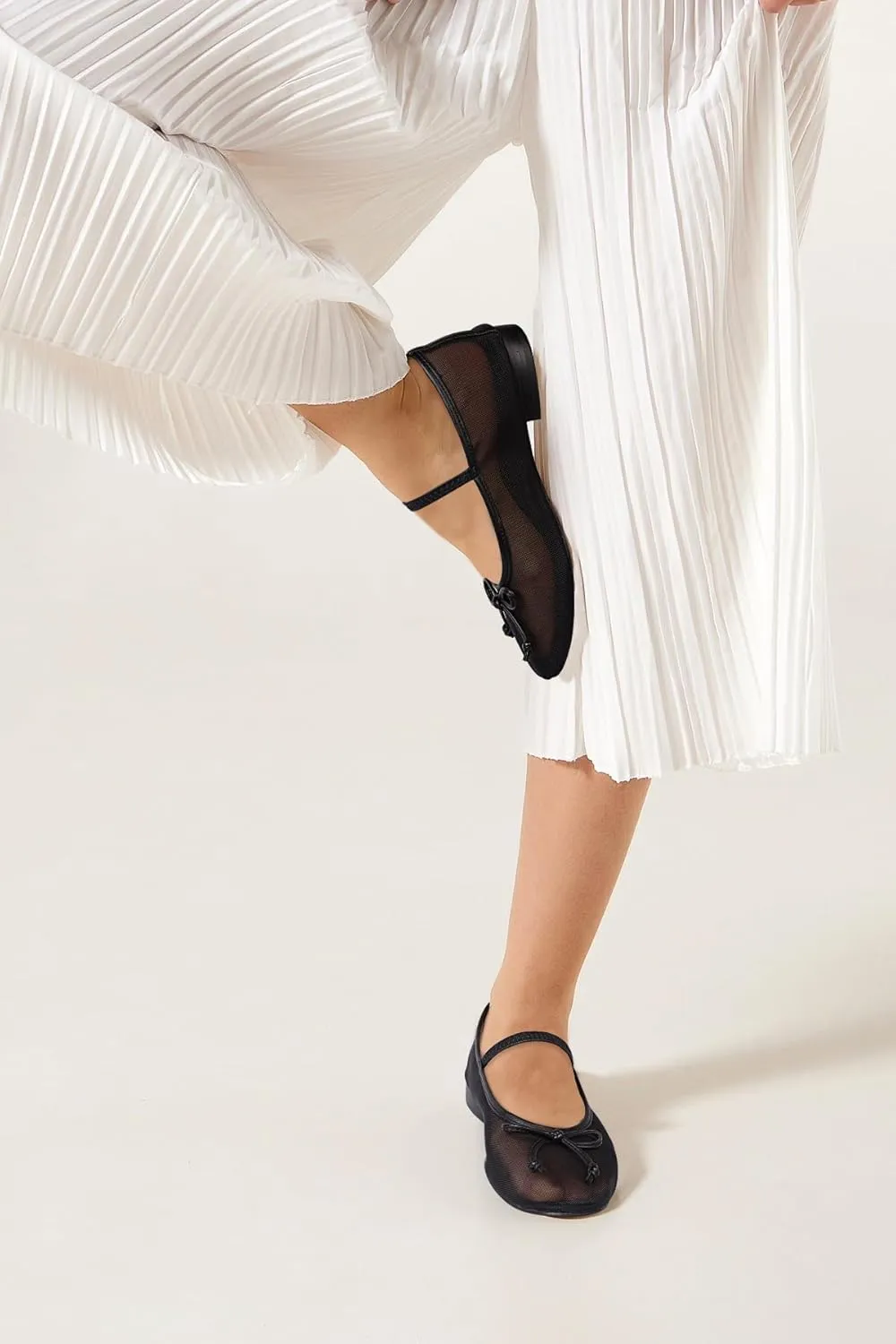 MUCCCUTE Mesh Ballet Flats for Women Round Toe Mesh Mary Jane Flats Shoes with Strap Ballerina Shoes Casual Dressy Office