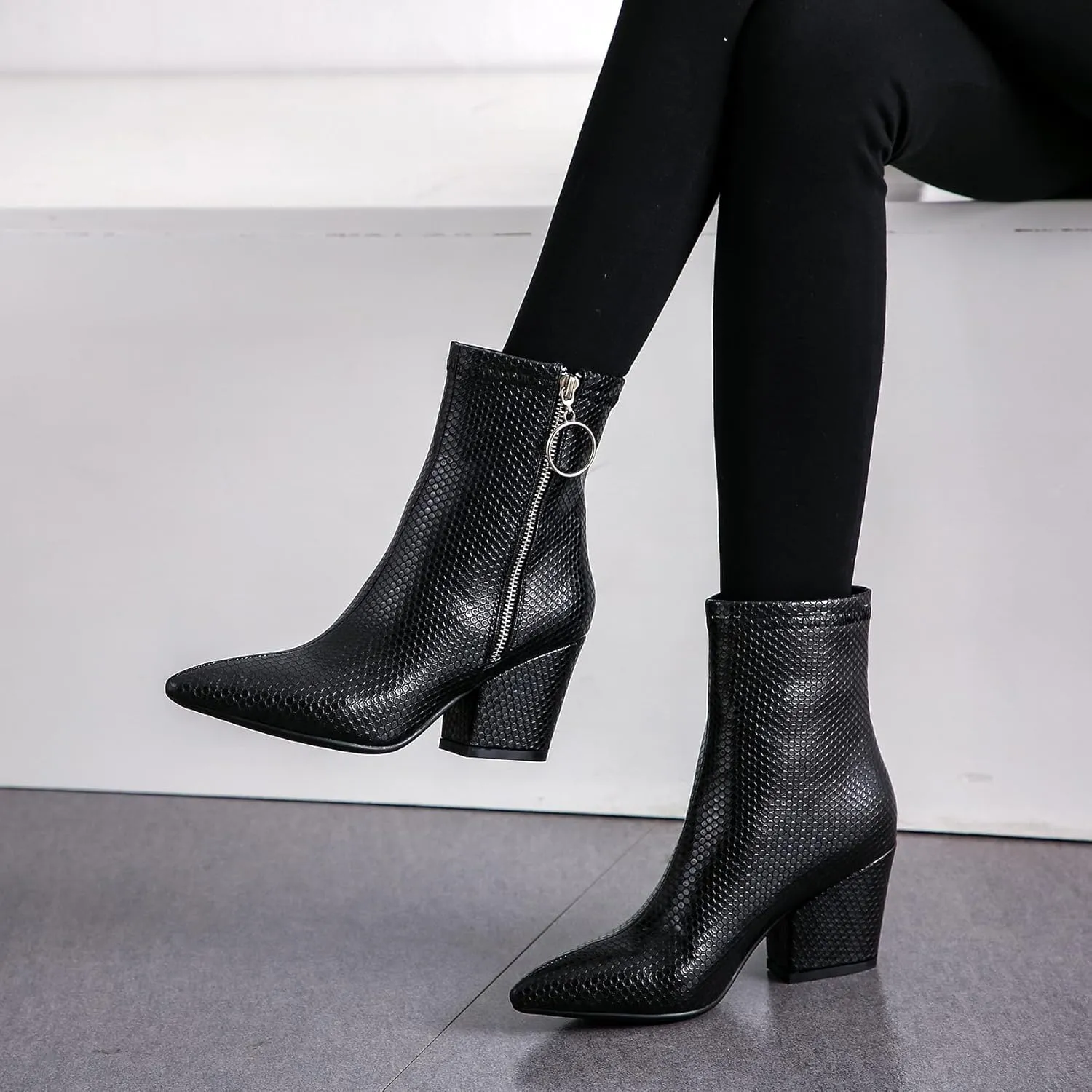 SHEMEE Women's Snakeskin Chunky High Heels Booties Pointed Toe Block Heel Snake Print Side Zipper Ankle Boots Fashion Dress Shoes