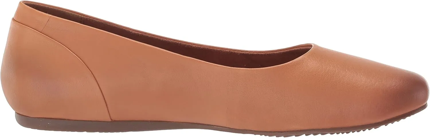 SoftWalk Women's Flats