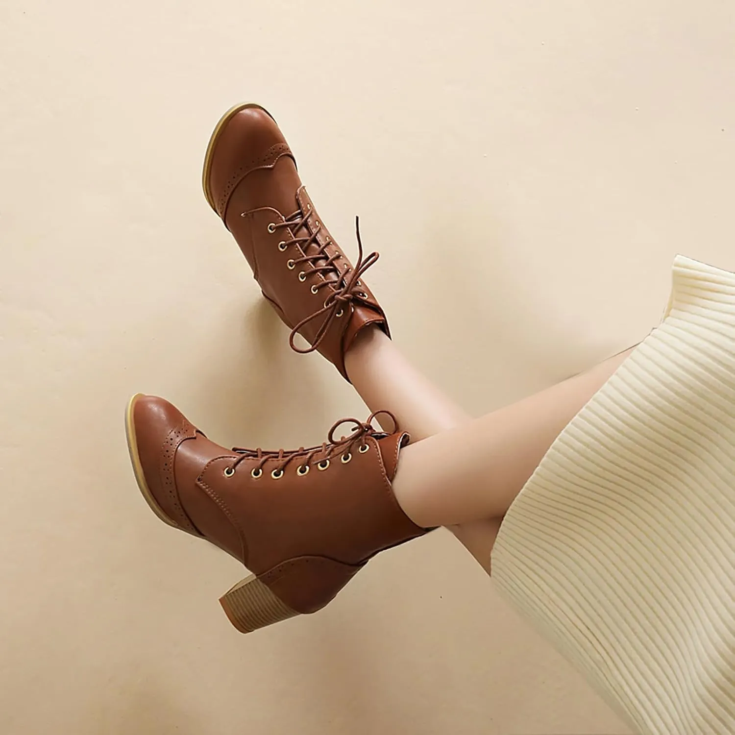 Uniquelly Womens Wingtip Booties Chunky Heel Ankle Boots Lace Up Round Toe Vintage Comfortable Winter Shoes