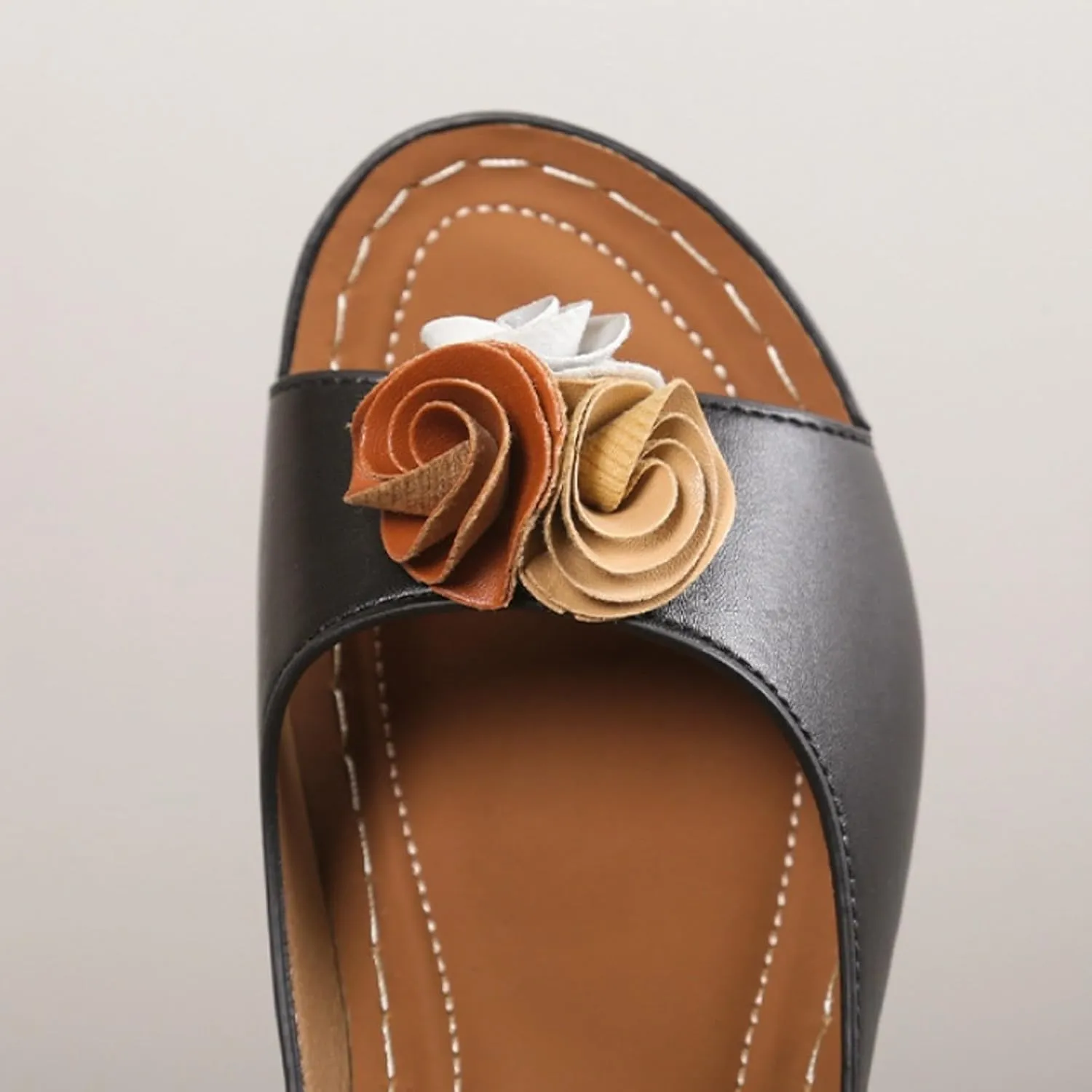 Womens Summer Beach Sandals Wedge Low Open Toe Slides Ladies Dressy Slipper Platform Flower Arch Support Solid Color Orthotic Leather Slip on Walking Casual Sandal Bohemian Fashion Slippers
